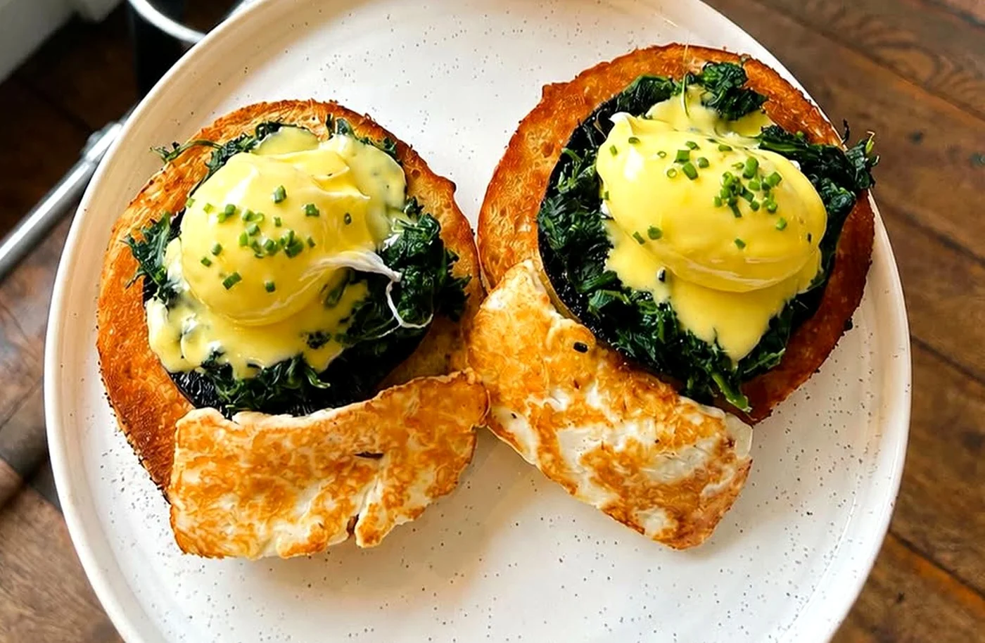 Eggs Florentine Bagel